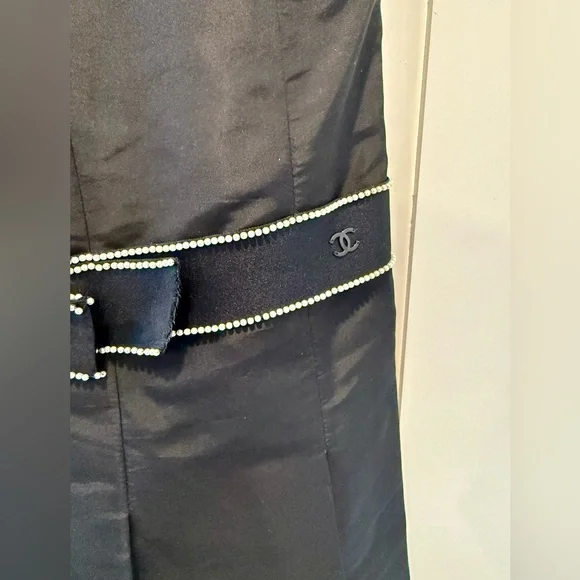 Chanel Fall 2005 Runway Silk and Pearl Dress - Picture 6 of 6